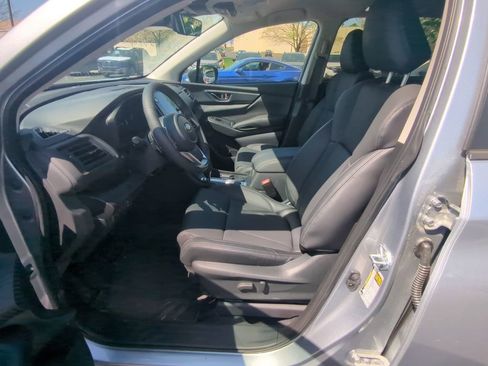 Used 2026 Subaru Ascent Premium image 9