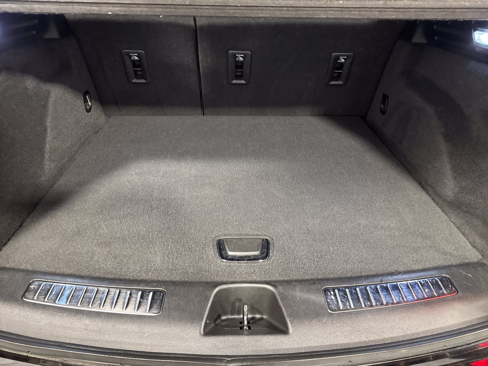 Used 2023 Cadillac XT4 Premium Luxury AWD/4WD image 27