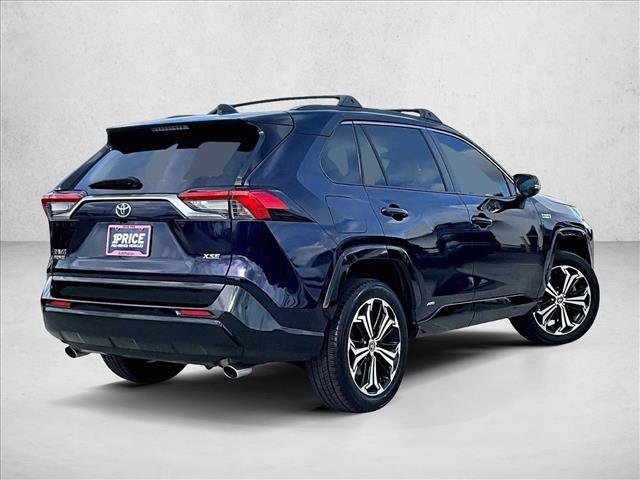 Used 2022 Toyota RAV4 XSE AWD/4WD image 2
