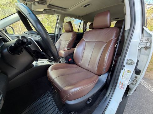 Used 2014 Subaru Outback 2.5i Limited AWD/4WD image 15