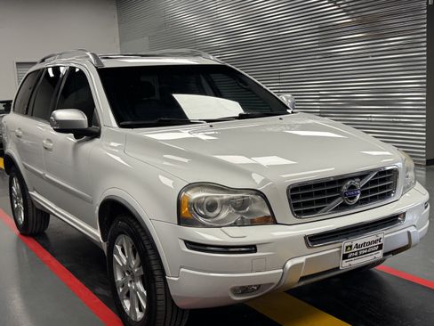 Used 2014 Volvo XC90 3.2 w/ Climate Package FWD image 5