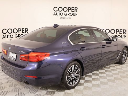 Used 2019 BMW 530e xDrive w/ Convenience Package image 22