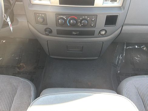 Used 2008 Dodge Ram 1500 Truck SLT AWD/4WD image 11