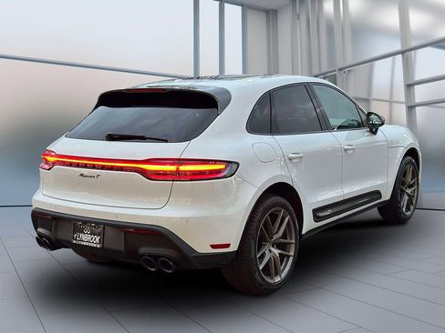 Used 2023 Porsche Macan Turbo image 6
