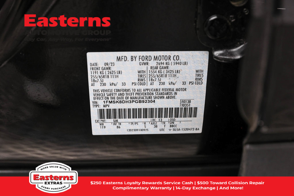 Used 2023 Ford Explorer XLT AWD/4WD image 38