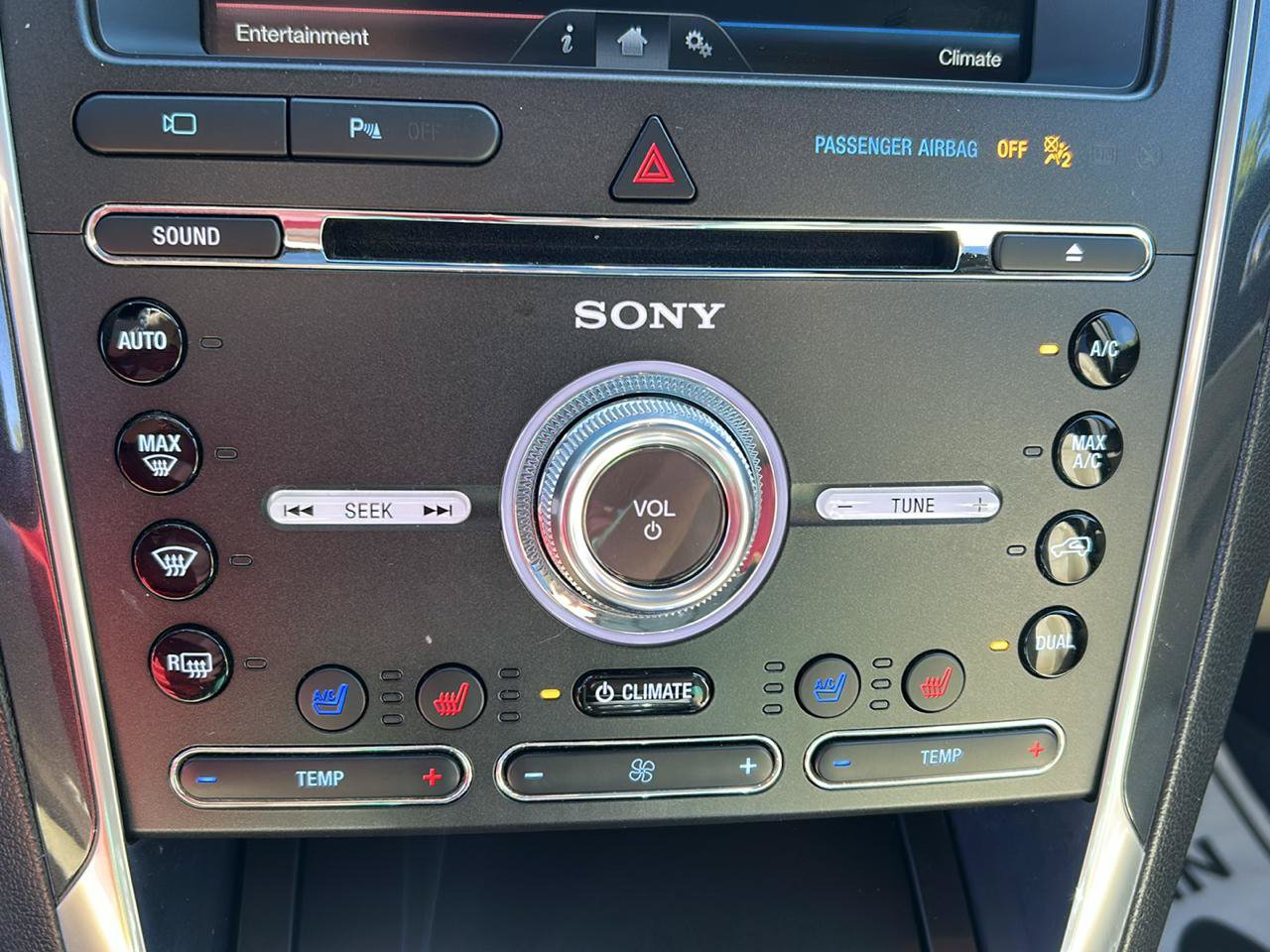 Used 2016 Ford Explorer Limited FWD image 21