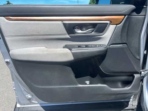 Used 2019 Honda CR-V EX image 16