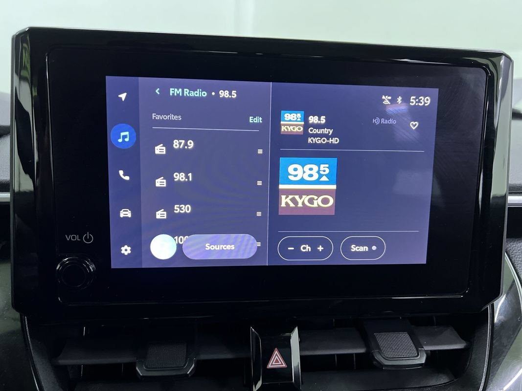 Used 2023 Toyota Corolla LE FWD image 22