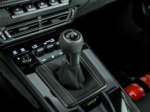 Used 2022 Porsche 911 GT3 RWD image 31