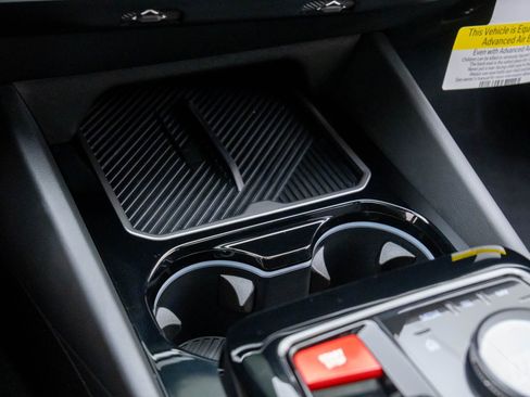 Used 2026 BMW M5 Touring image 31