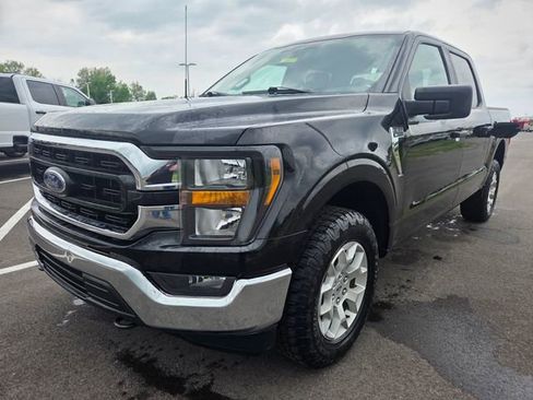 Used 2023 Ford F150 XLT AWD/4WD image 2