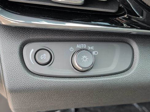 New 2026 Buick Envista Preferred FWD image 19