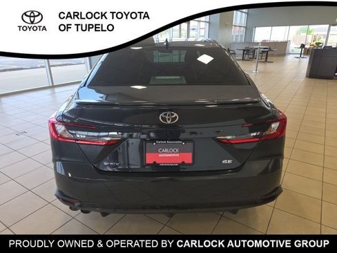Used 2025 Toyota Camry SE w/ Convenience Package FWD image 10
