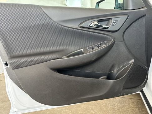 New 2025 Chevrolet Malibu RS image 11