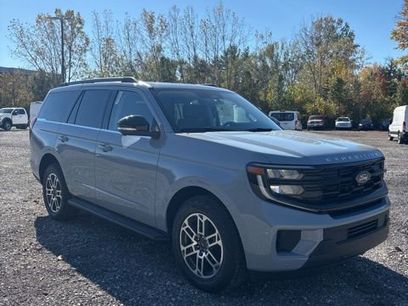 New 2025 Ford Expedition Active