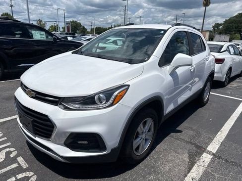 Used 2020 Chevrolet Trax LT AWD/4WD image 5