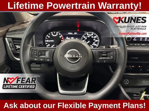 Used 2023 Nissan Rogue S image 24