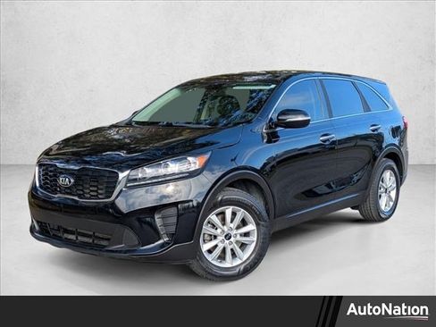Used 2020 Kia Sorento LX image 1