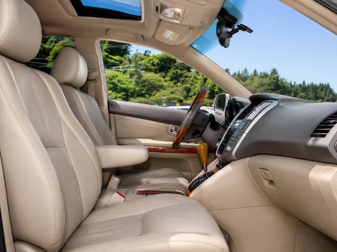 Used 2004 Lexus RX 330 AWD w/ Premium Plus Pkg image 17