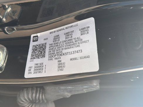 Used 2026 Chevrolet Colorado Z71 w/ Technology Package AWD/4WD image 26