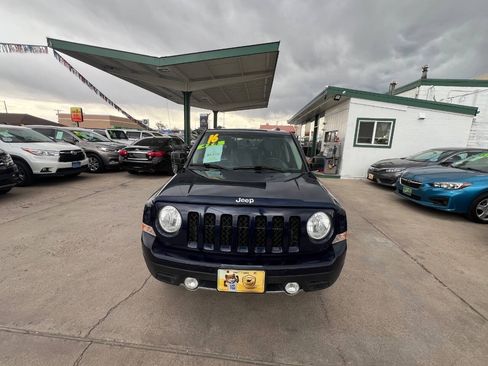 Used 2016 Jeep Patriot High Altitude AWD/4WD image 2