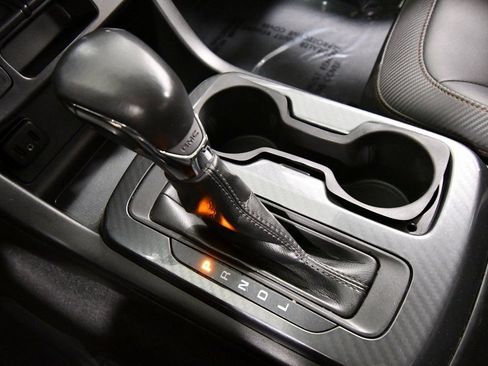 Used 2022 GMC Canyon AT4 image 26