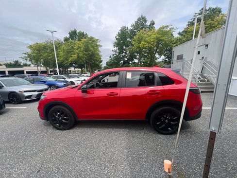 Certified 2024 Honda HR-V Sport image 35