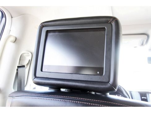 Used 2019 Nissan Armada Platinum RWD image 17