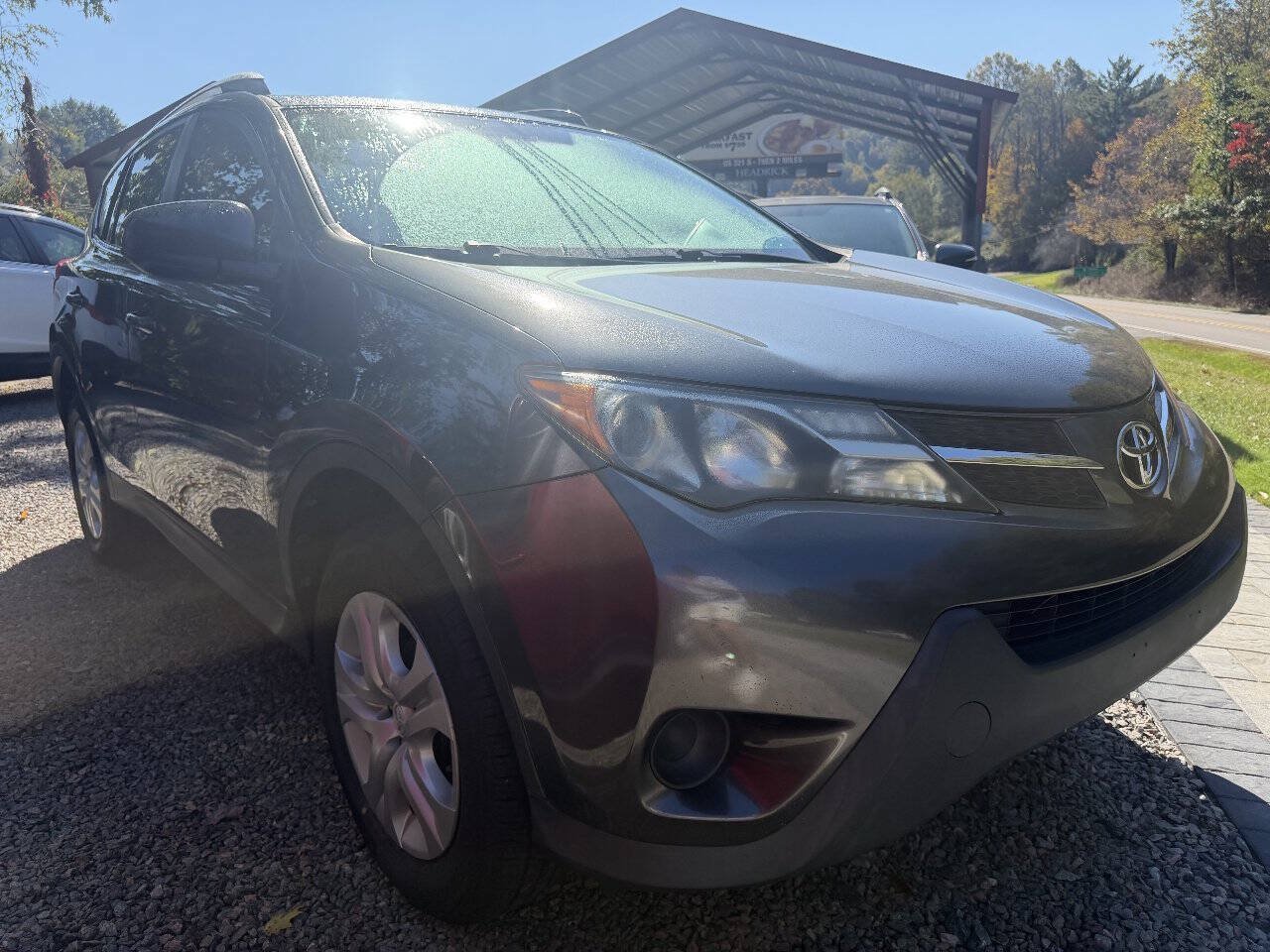 Used 2015 Toyota RAV4 LE AWD/4WD image 21
