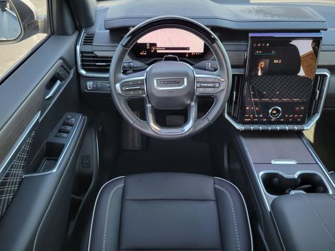 Used 2026 GMC Acadia Denali w/ Super Cruise Package FWD image 19