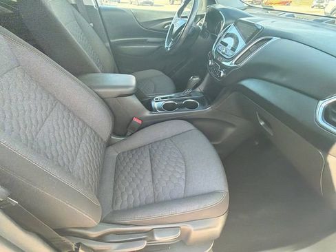 Used 2020 Chevrolet Equinox LT FWD image 13