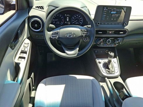 Used 2023 Hyundai Kona SEL AWD/4WD image 12