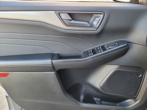 Used 2024 Ford Escape Active image 17