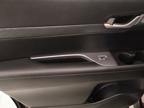 Used 2024 Hyundai Palisade Limited image 19