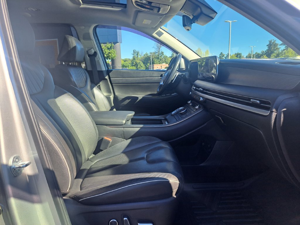 Used 2023 Hyundai Palisade Limited AWD/4WD image 31