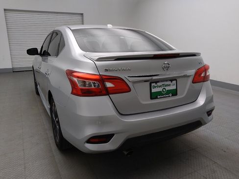 Used 2017 Nissan Sentra SR FWD image 6
