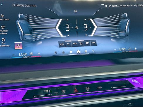 Certified 2023 BMW 760i xDrive image 16