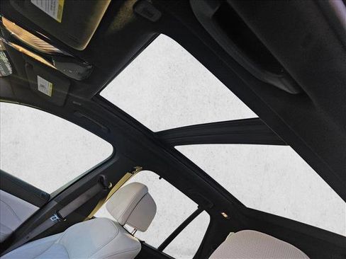 Used 2025 BMW X5 M60i image 15