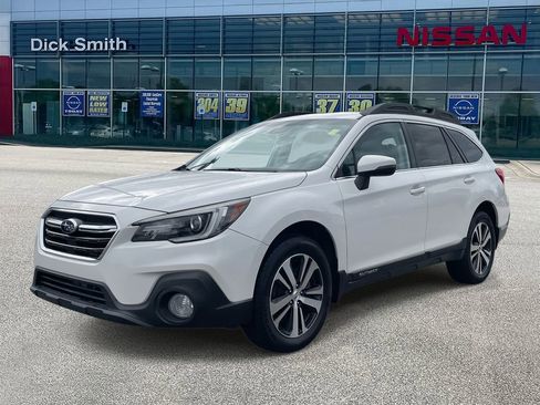Used 2018 Subaru Outback 3.6R Limited image 3