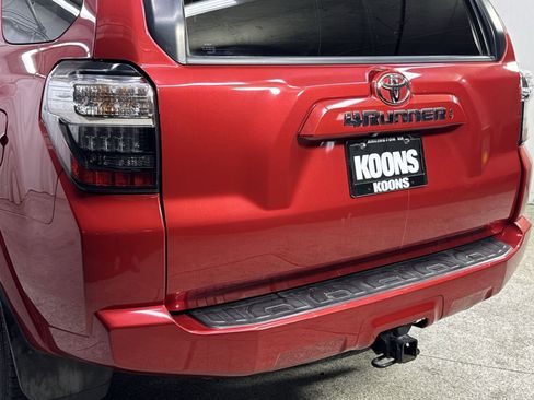 Used 2020 Toyota 4Runner SR5 Premium image 30