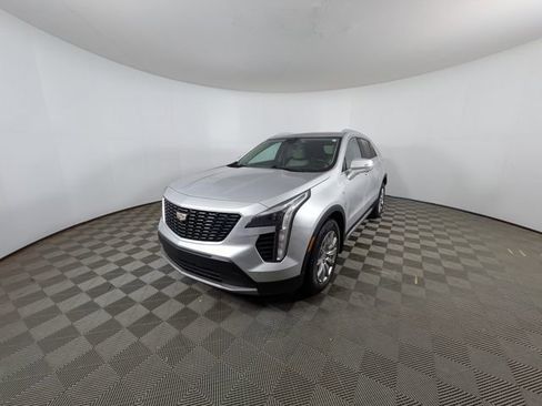 Used 2020 Cadillac XT4 Premium Luxury w/ Enhanced Visibility Package image 28