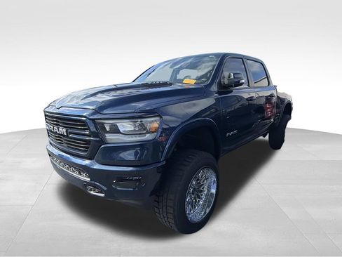 Used 2021 RAM 1500 Laramie w/ Sport Appearance Package AWD/4WD image 4