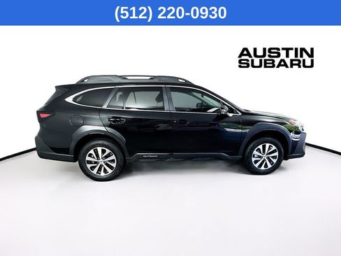 Used 2025 Subaru Outback Premium AWD/4WD image 9