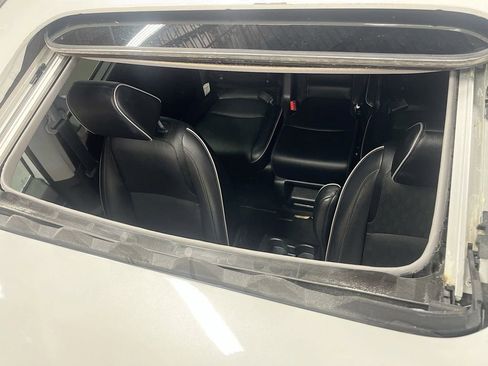 Used 2023 Honda Odyssey Elite image 22