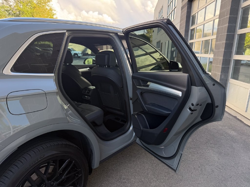 Used 2021 Audi SQ5 Premium AWD/4WD image 34
