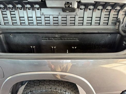 Used 2021 RAM 1500 Limited AWD/4WD image 23
