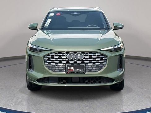 Certified 2025 Audi Q5 Premium Plus w/ Premium Plus image 2