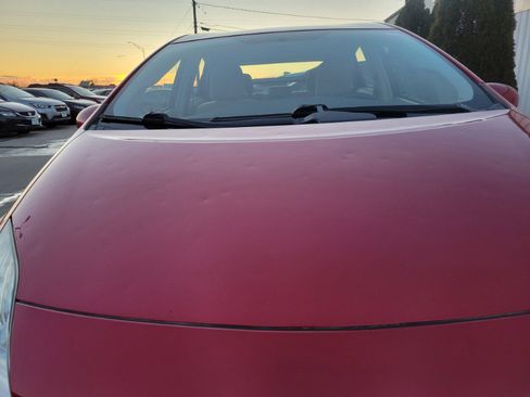 Used 2015 Toyota Prius Two image 10