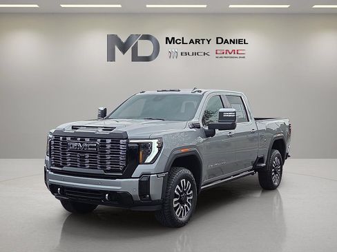 New 2026 GMC Sierra 3500 Denali Ultimate AWD/4WD image 2