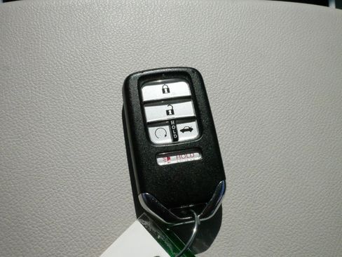 Used 2022 Honda Accord EX-L image 30